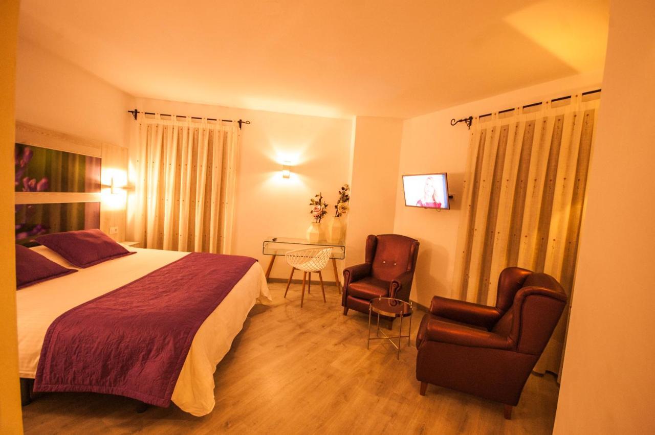 Hotel Hc Zoom Пособланко Экстерьер фото
