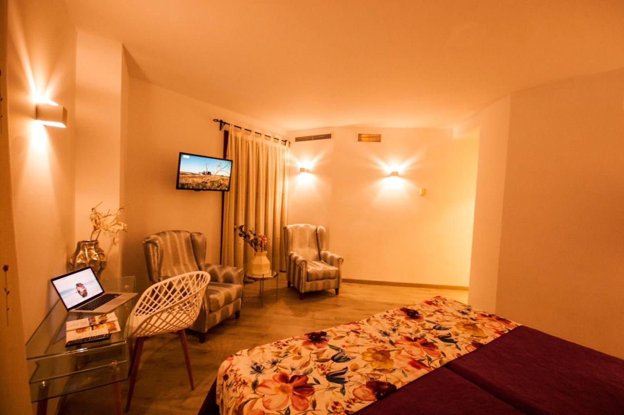 Hotel Hc Zoom Пособланко Экстерьер фото
